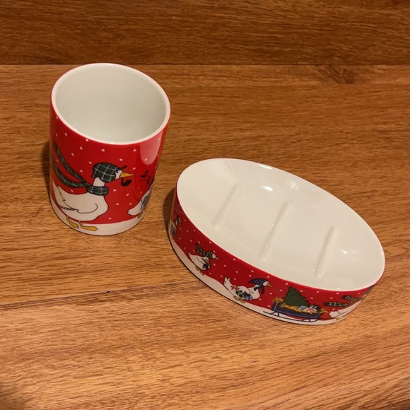 Vintage 2 PC Bathroom Set. Merry Christmas tumbler & soap dish set of two Japan - Picture 4 of 8